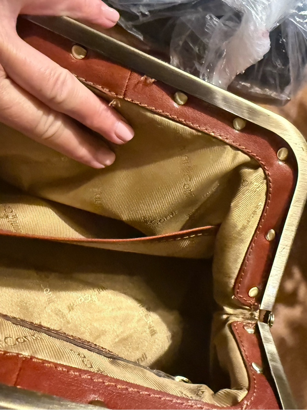 Gianni Conti - Italian leather Gladstone bag, Italian leather & retro hardware - Picture 12 of 14